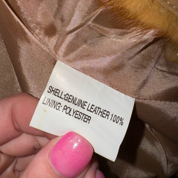 Valentino Coupeau Paris - Picture 4 of 6